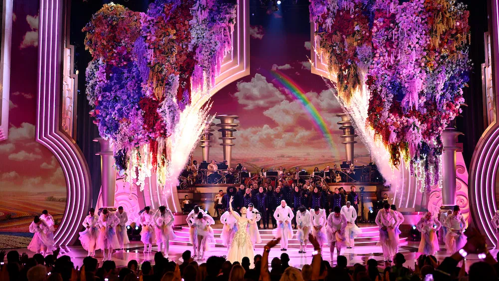 เวทมนตร์แห่ง Oz กลับมา! NBC เผยภาพแรก 'Wicked: One Wonderful Night' เตรียมพบ Ariana Grande, Cynthia Erivo และอีกมากมาย!