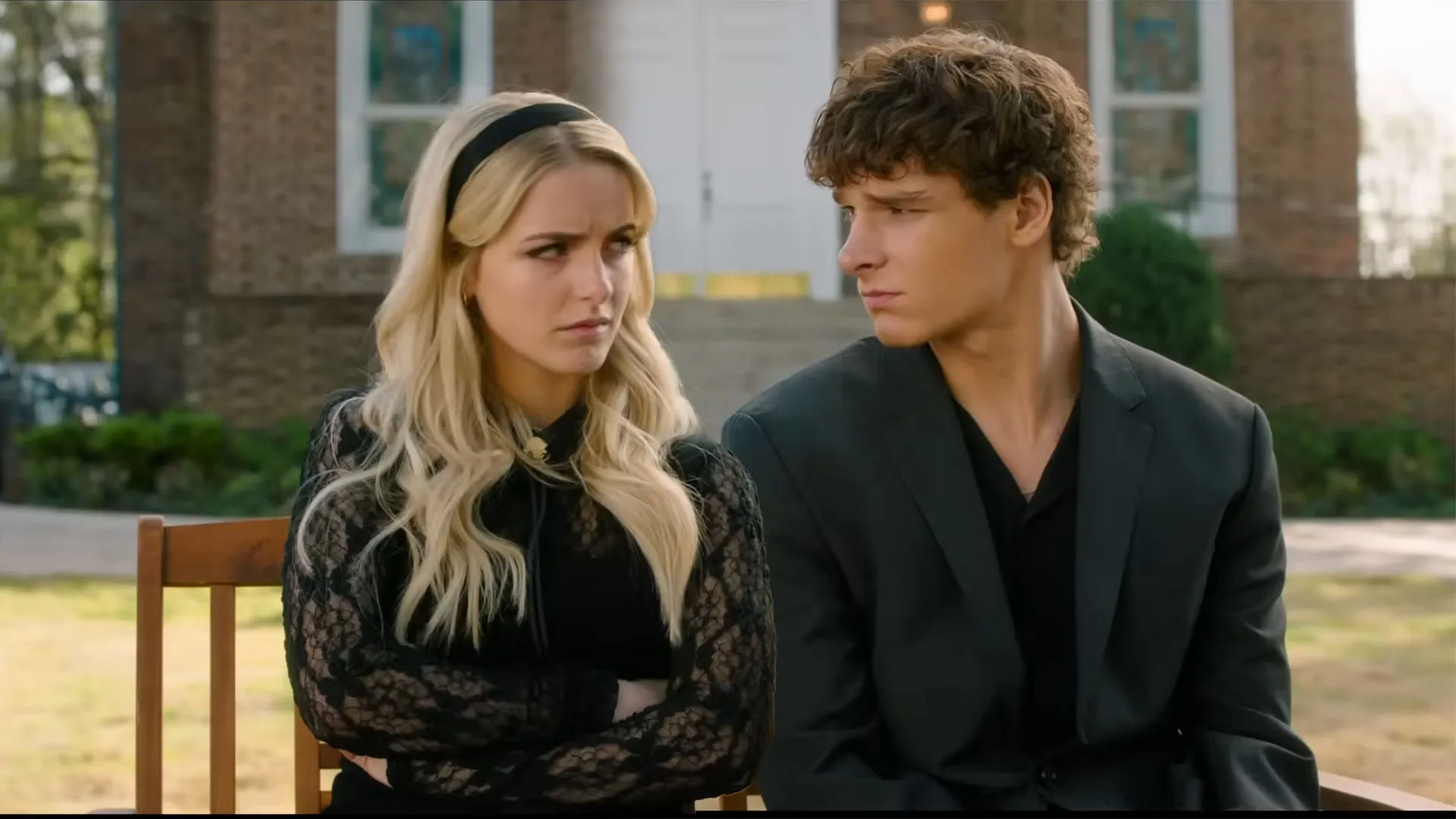 ฮาโลวีนหลอนบ็อกซ์ออฟฟิศ! 'Regretting You' และ 'Black Phone 2' นำทีมทำรายได้ย่ำแย่สุดของปี 2025